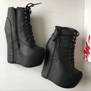 Jeffrey Campbell Damsel wedge ankle boots